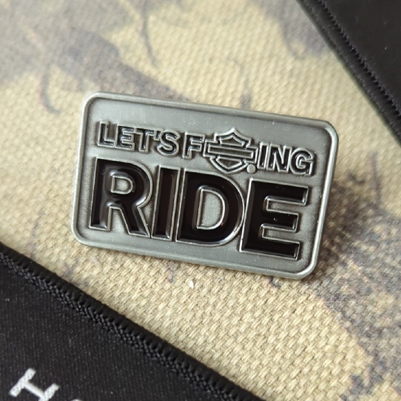 Harley-Davidson  Keychain Set - Picture 6 of 7